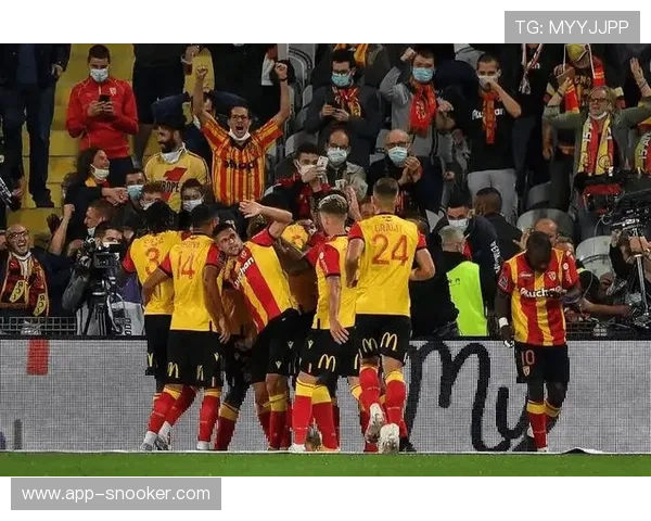 朗斯1-0小胜勒阿弗尔，后卫阿吉拉尔垫射制胜